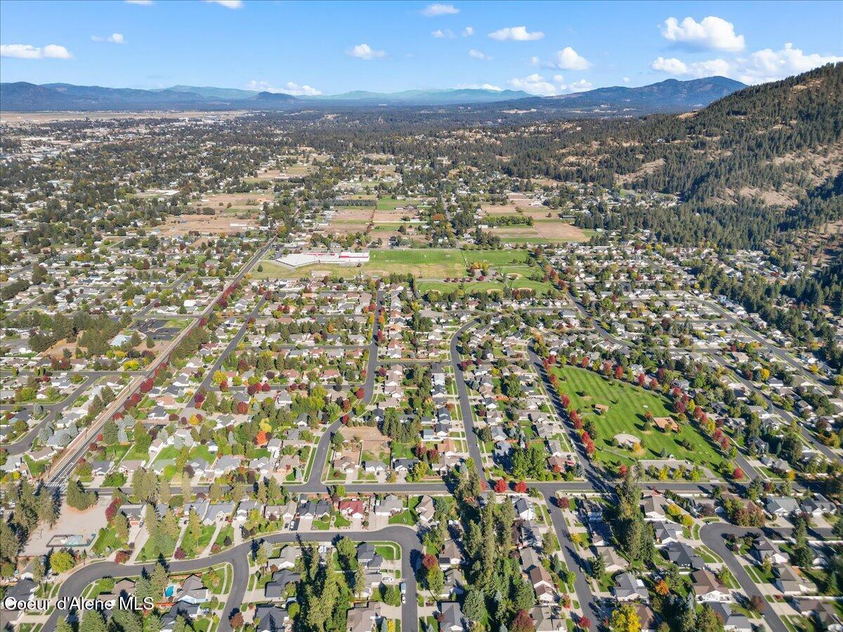4252 N MAGNOLIA DR, Coeur d'Alene