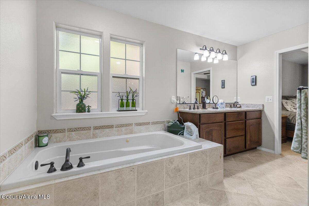 4252 N MAGNOLIA DR, Coeur d'Alene