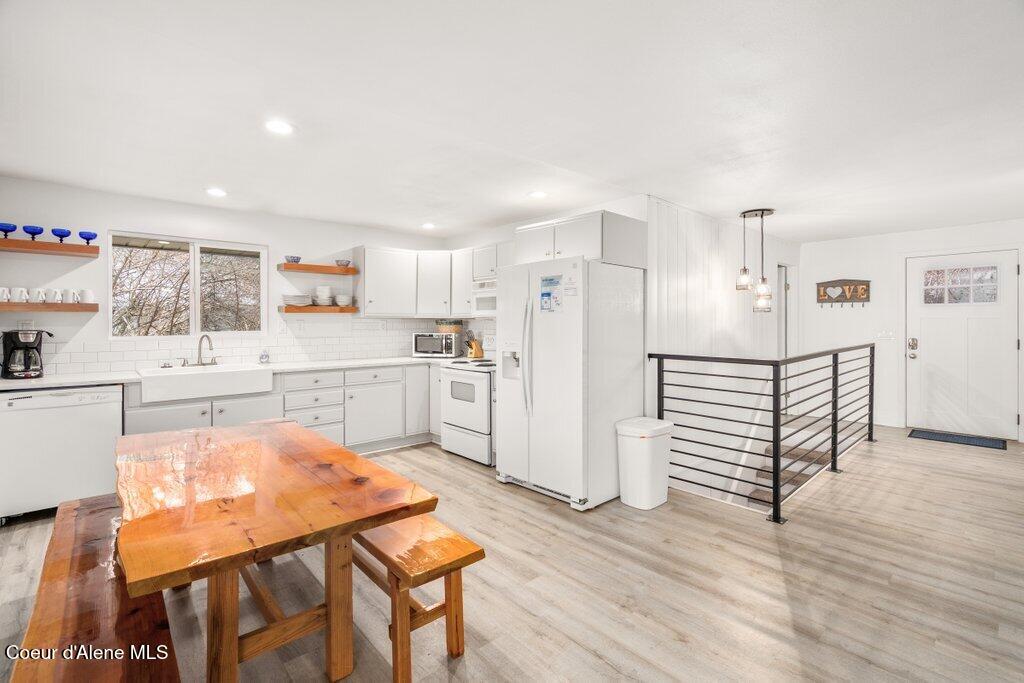 22357 S CANDLELIGHT DR