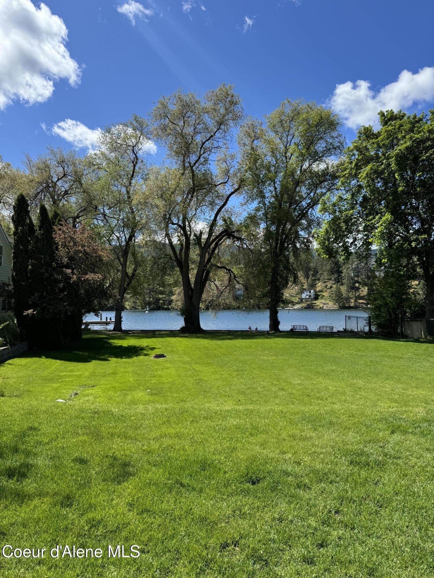 LT41BLK1 S Stillwater Ct