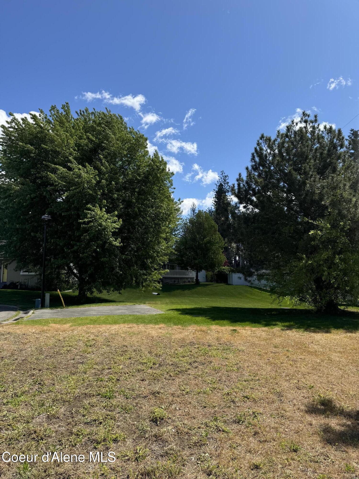 LT41BLK1 S Stillwater Ct