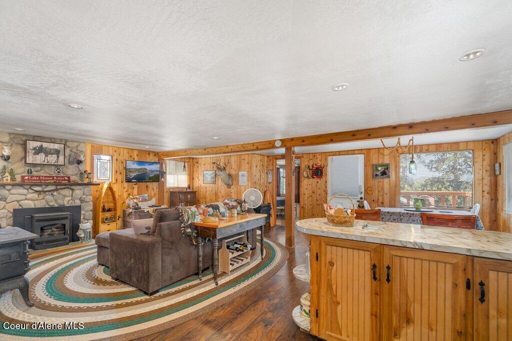 12348 N WOODLAND BEACH DR