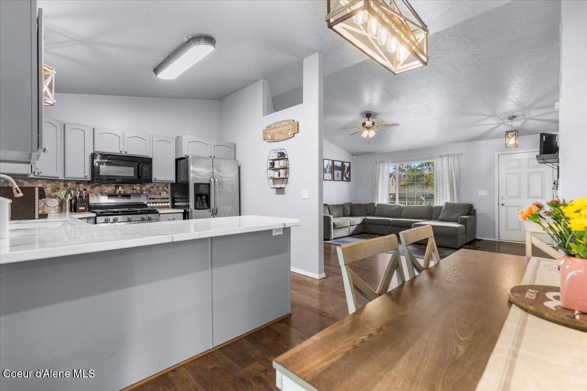7874 N JOANNA DR, Coeur d'Alene