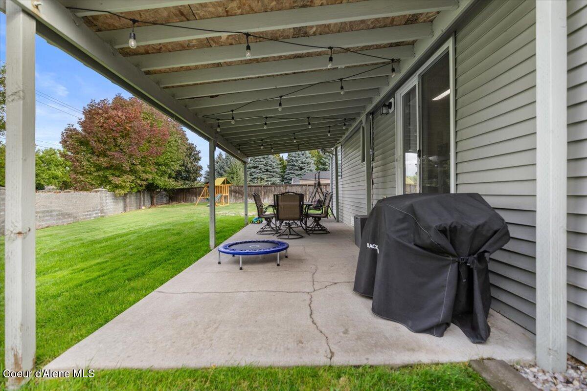 7874 N JOANNA DR, Coeur d'Alene