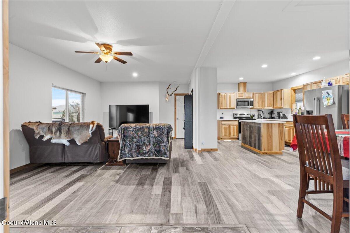 17110 W SANTIAGO CIR