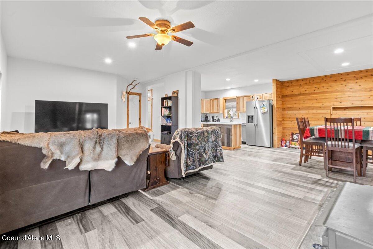 17110 W SANTIAGO CIR