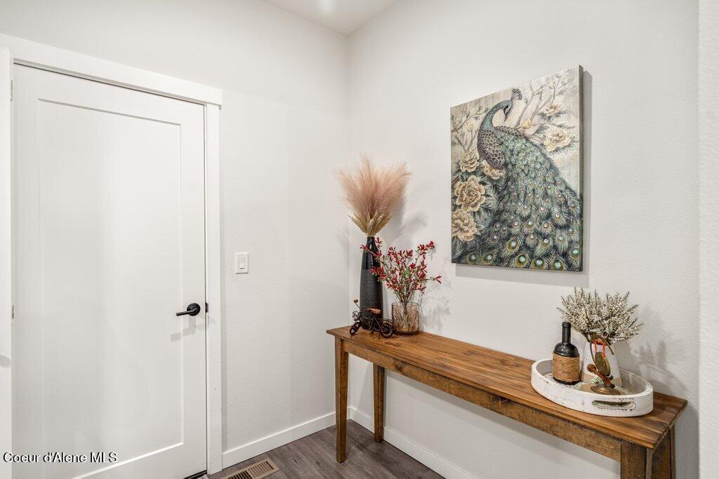 7060 N Roche DR, Coeur d'Alene