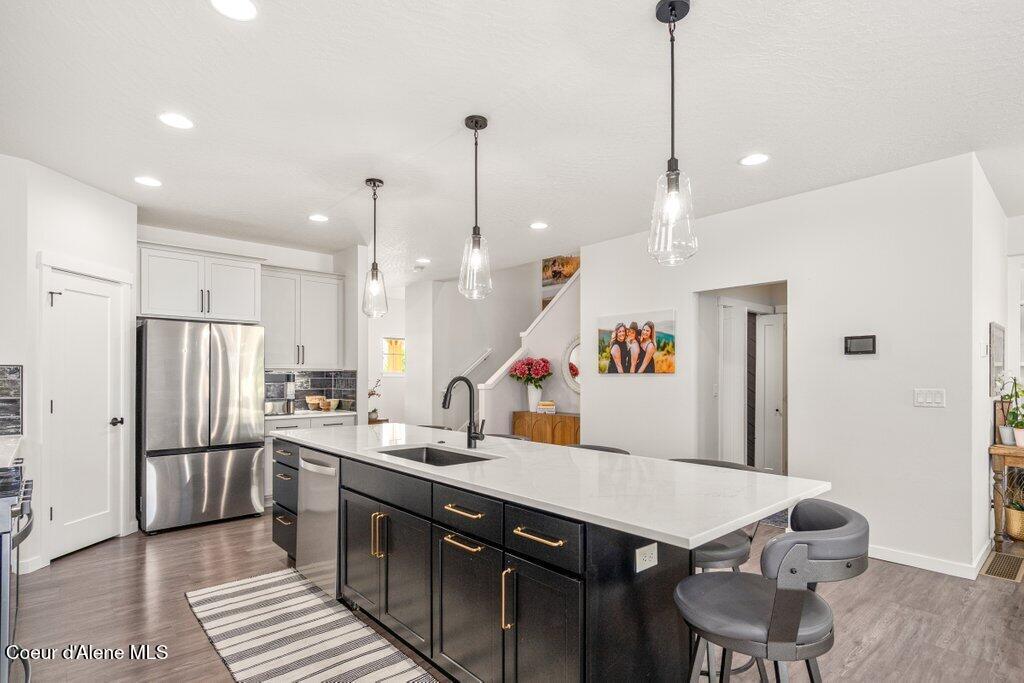 7060 N Roche DR, Coeur d'Alene