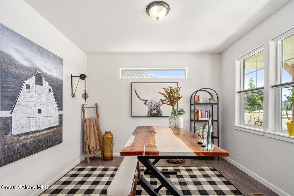 7060 N Roche DR, Coeur d'Alene