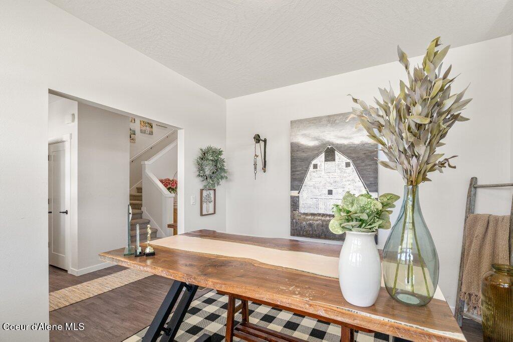 7060 N Roche DR, Coeur d'Alene