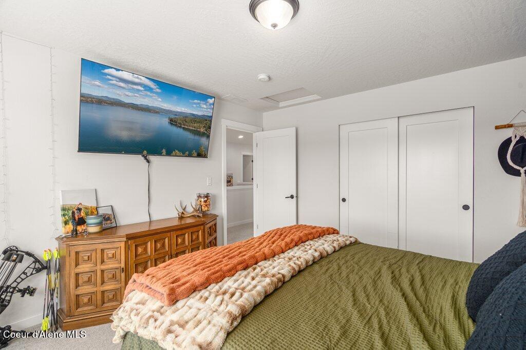 7060 N Roche DR, Coeur d'Alene