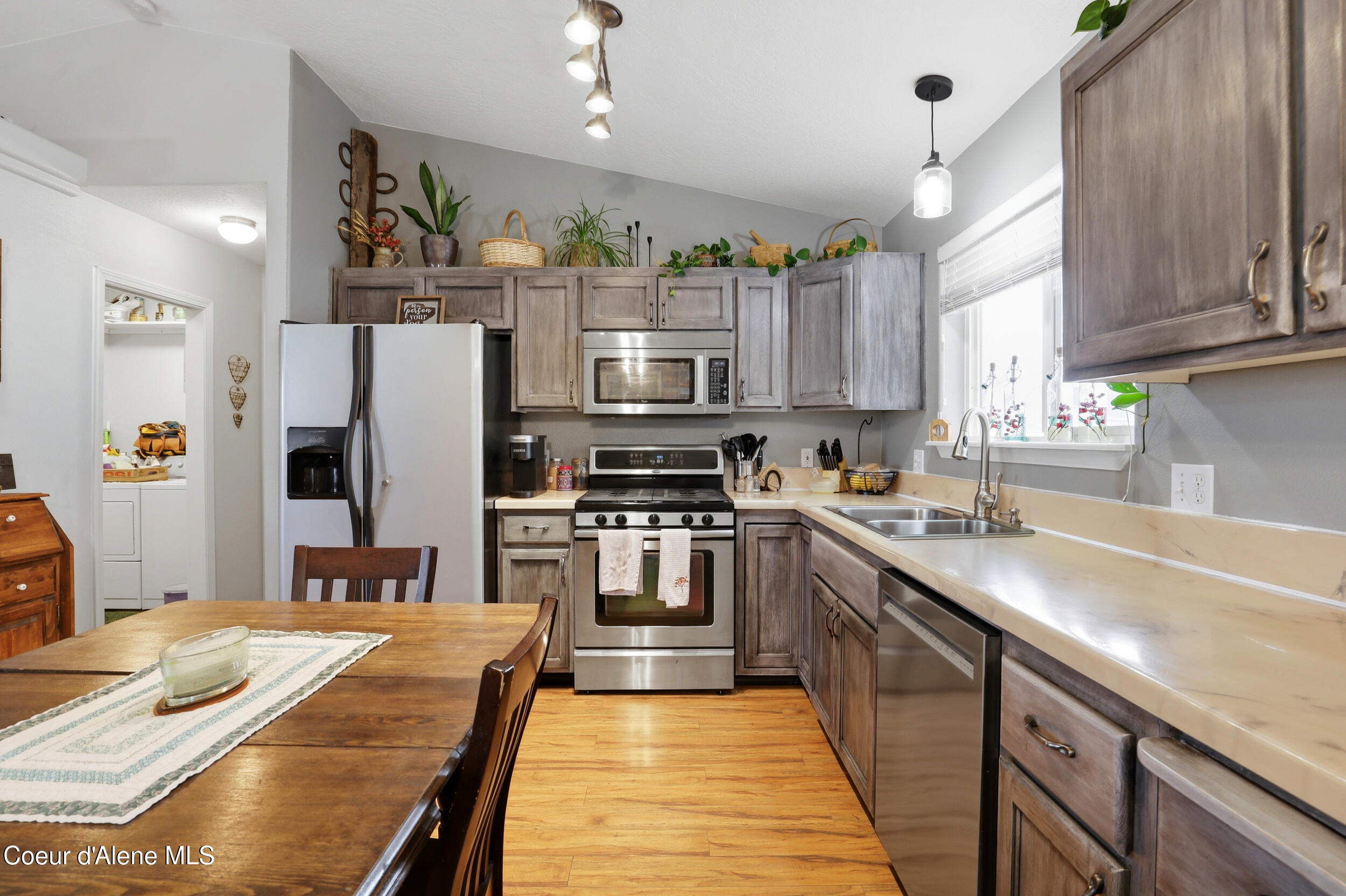 9286 N Great Hall DR