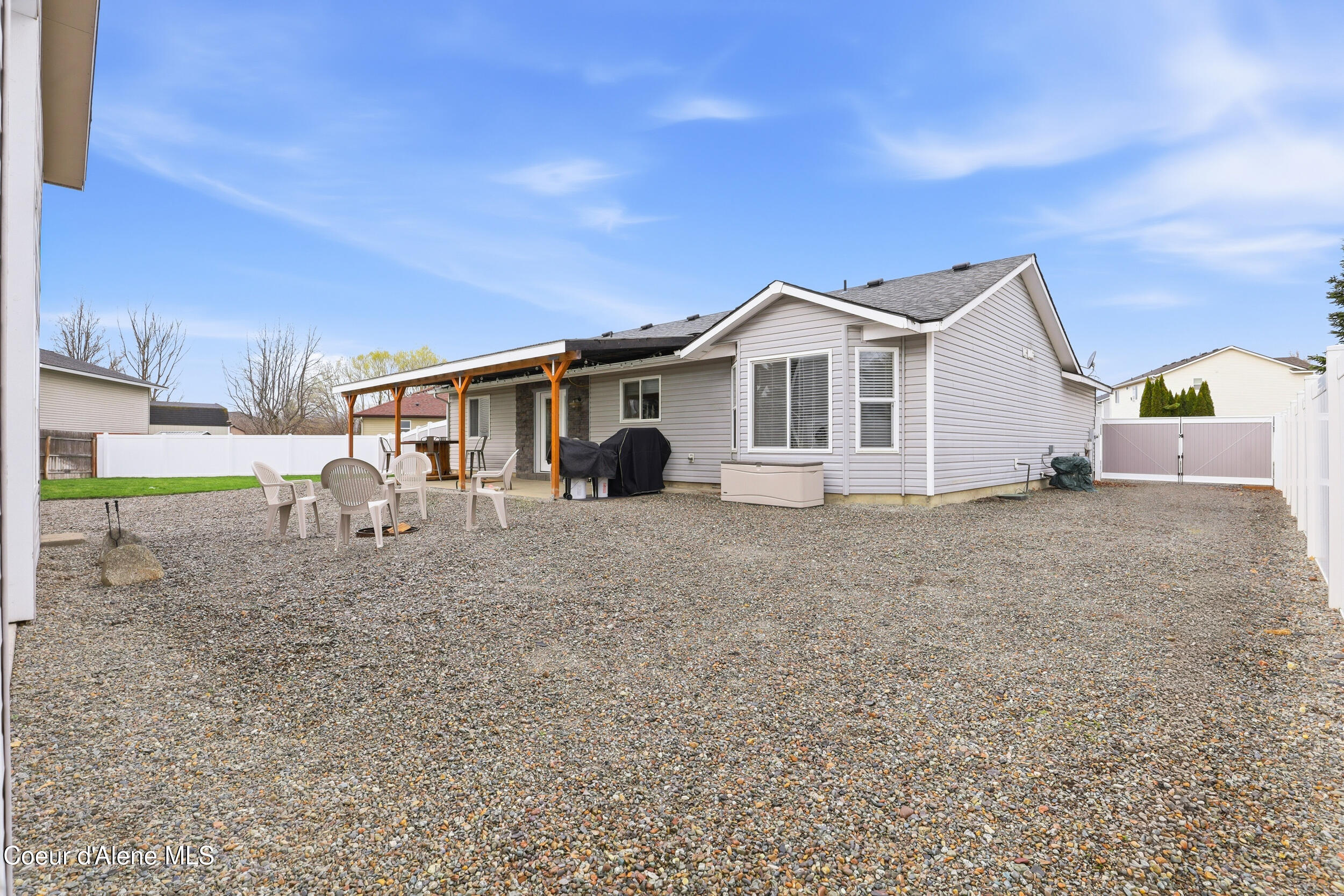 9286 N Great Hall DR