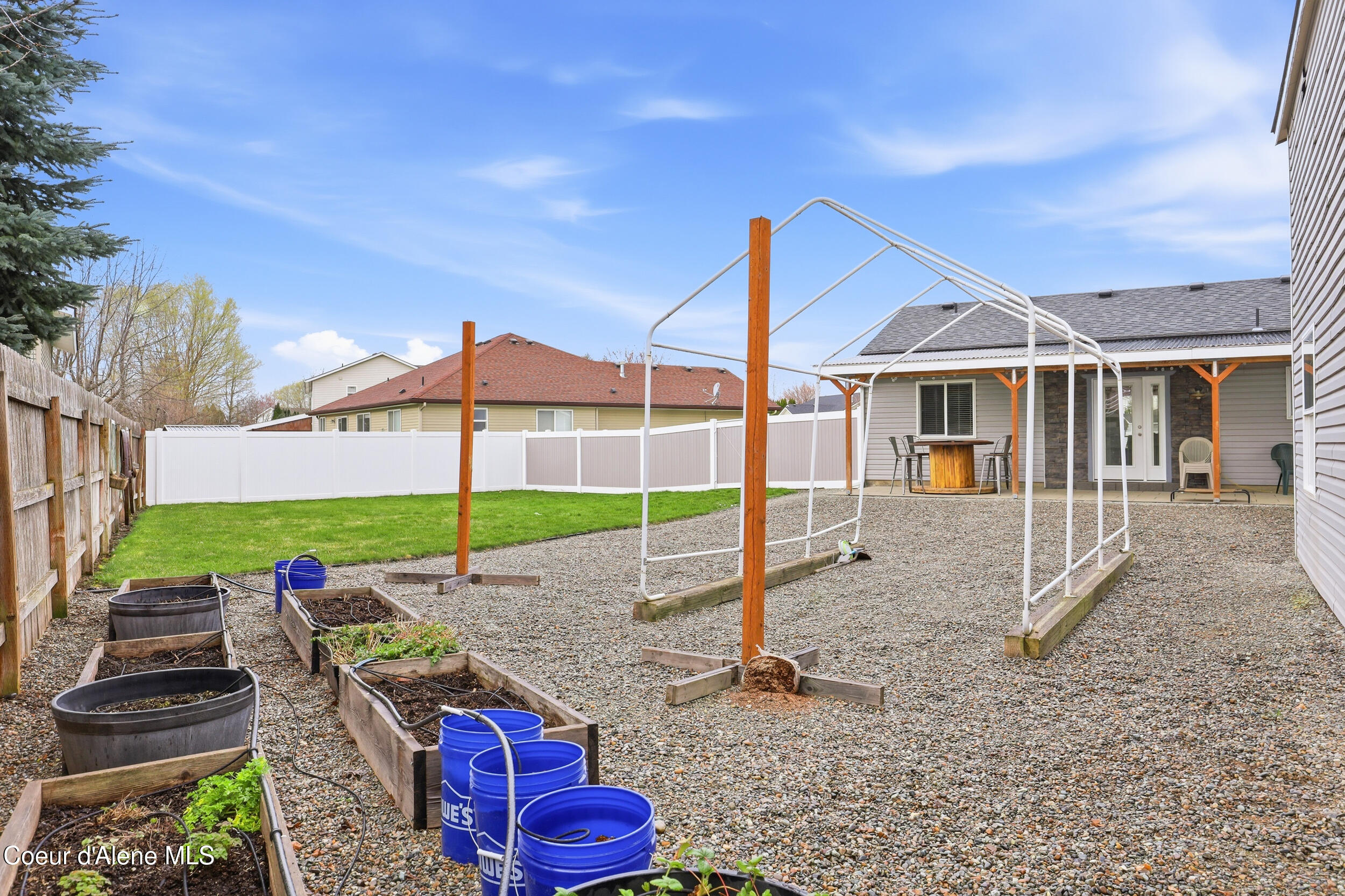 9286 N Great Hall DR