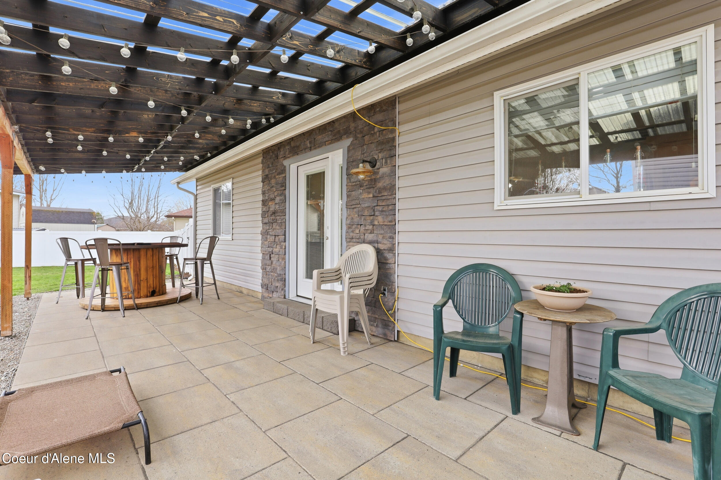 9286 N Great Hall DR