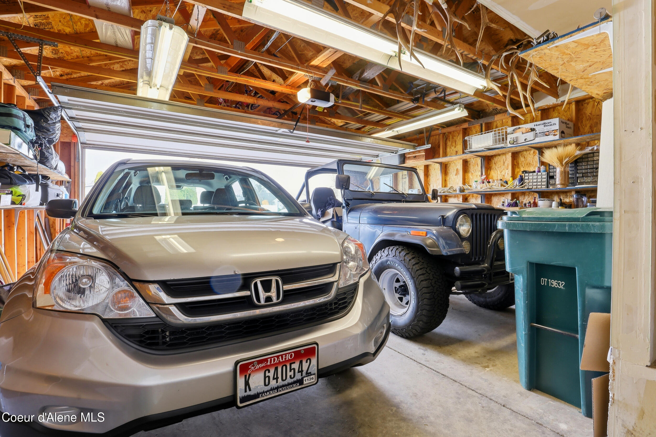 9286 N Great Hall DR