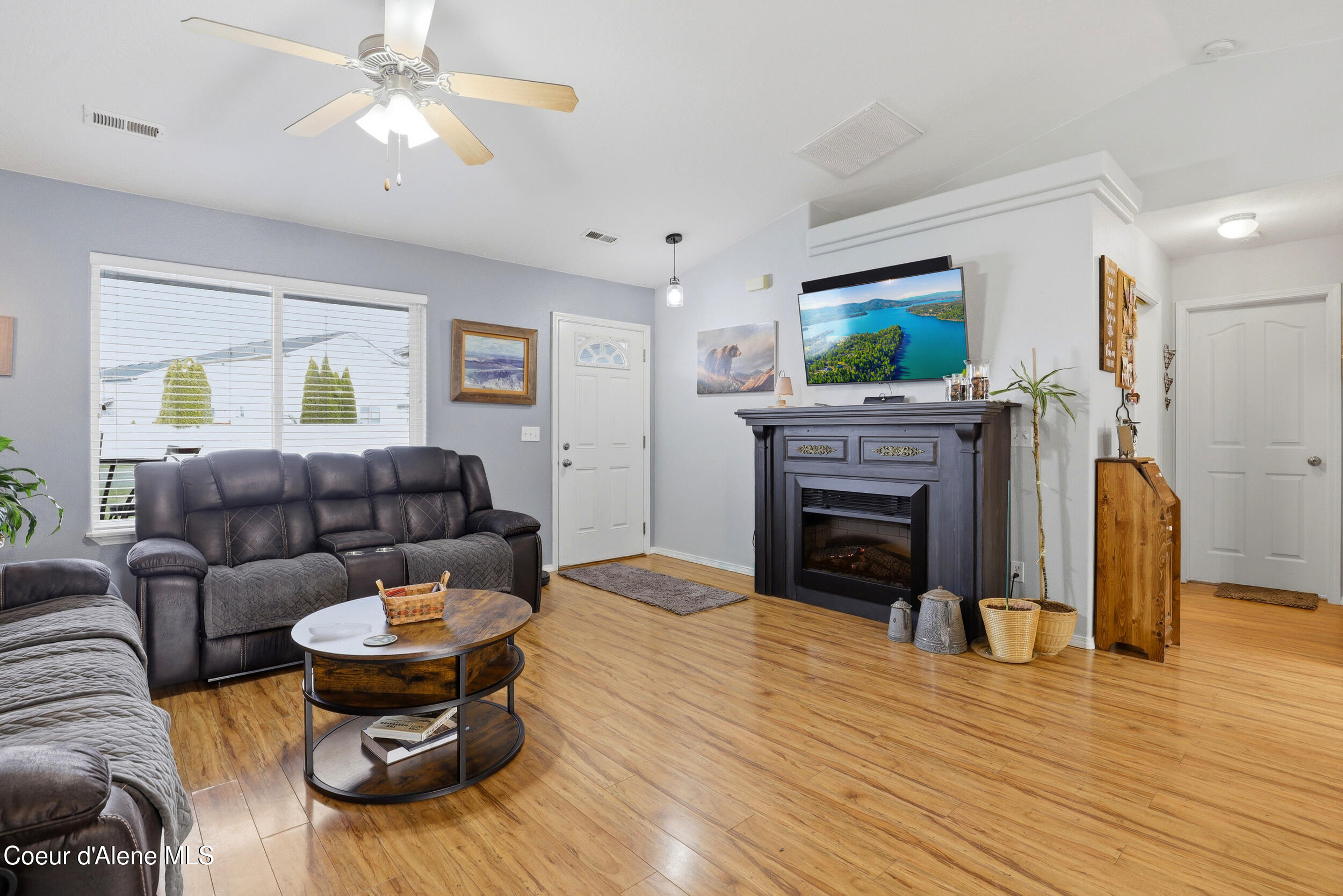 9286 N Great Hall DR