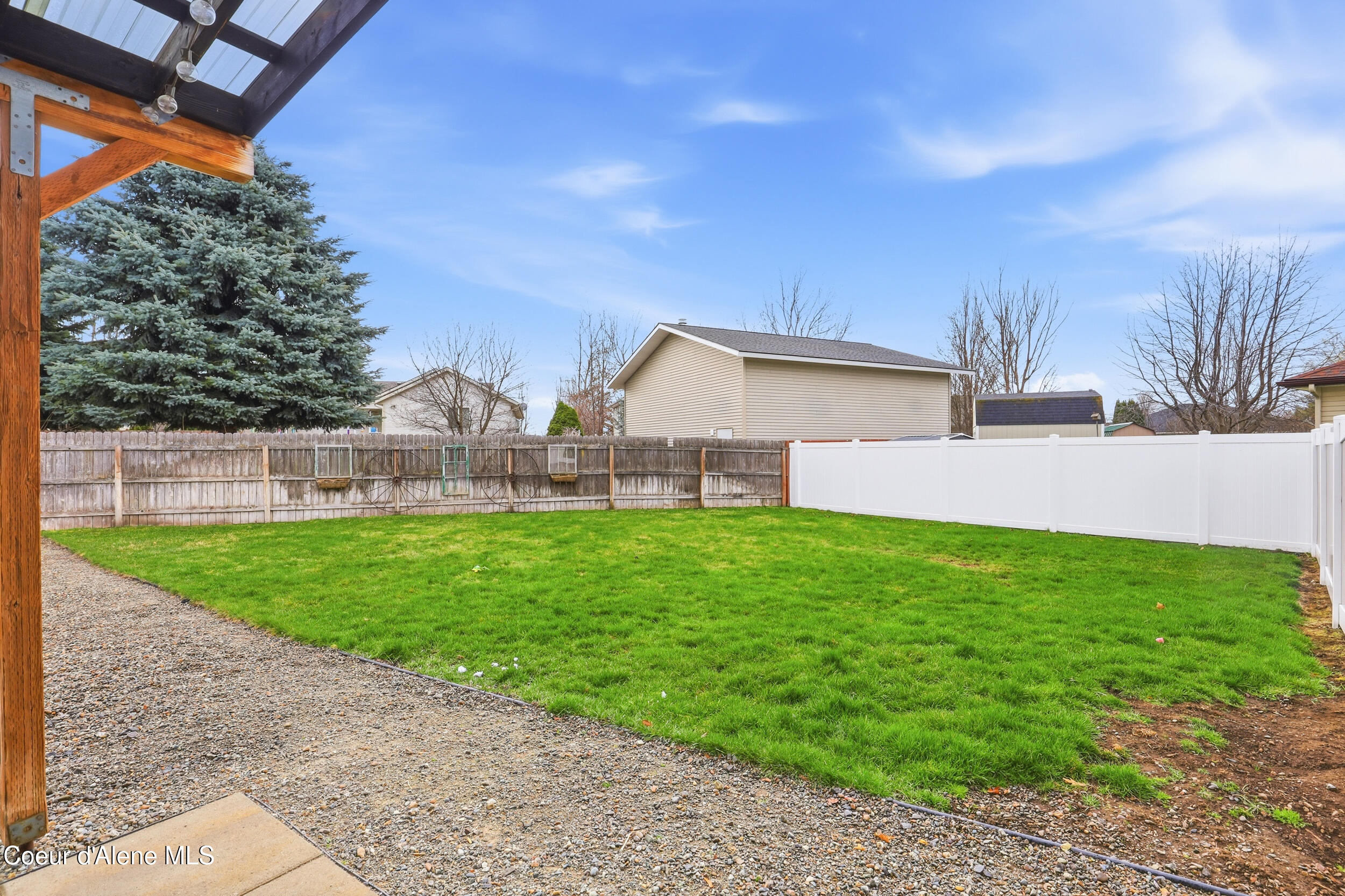 9286 N Great Hall DR