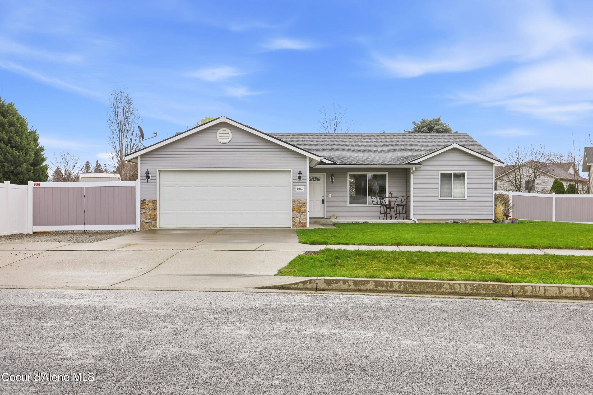 9286 N Great Hall DR