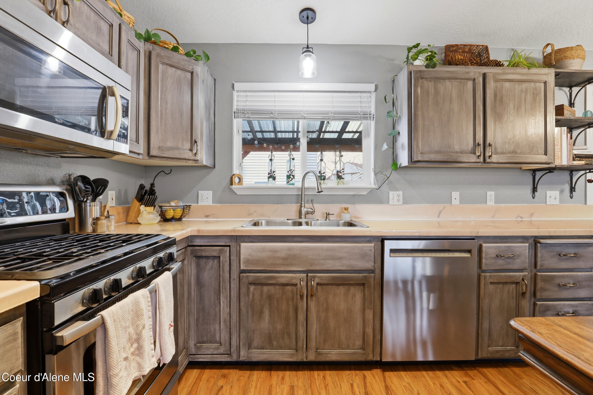 9286 N Great Hall DR