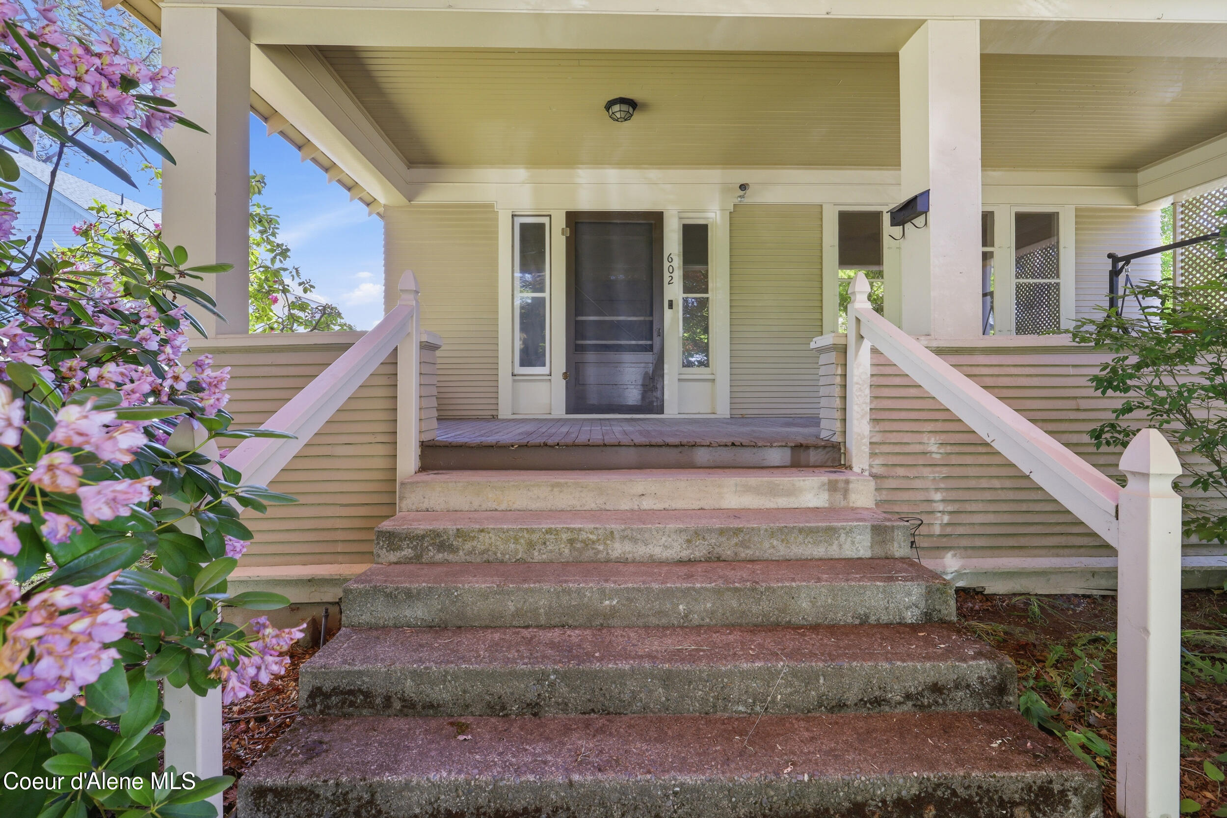 602 N Government WAY, Coeur d'Alene