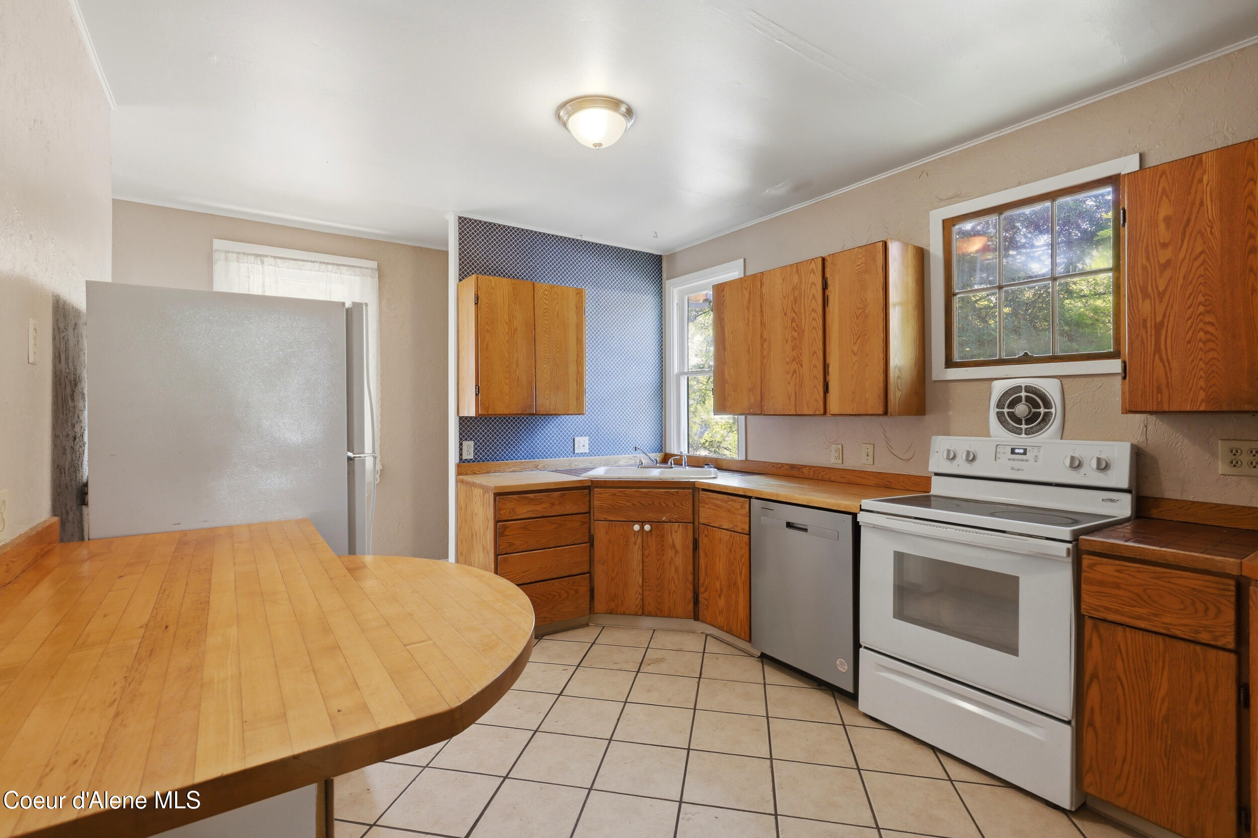 602 N Government WAY, Coeur d'Alene
