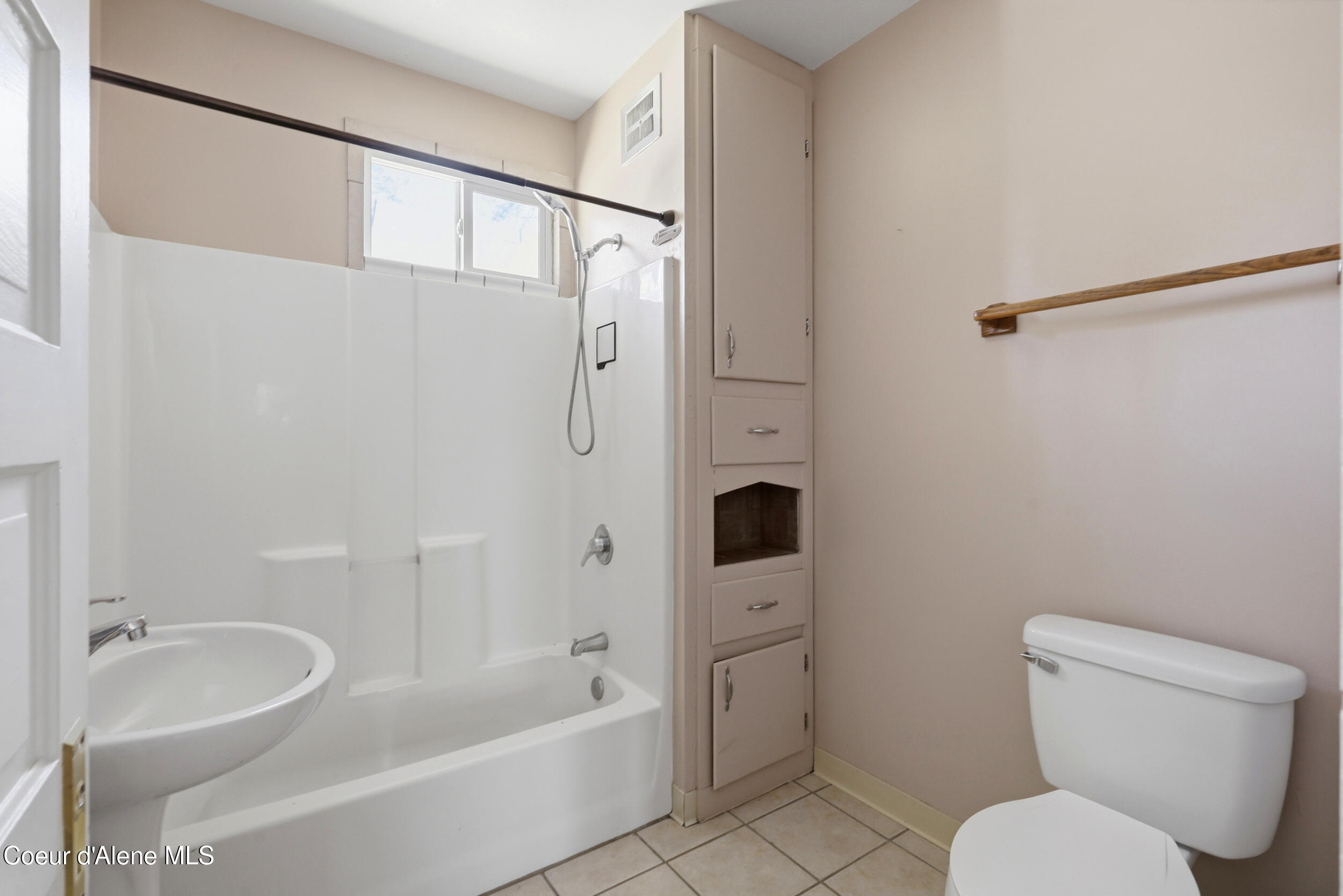 602 N Government WAY, Coeur d'Alene