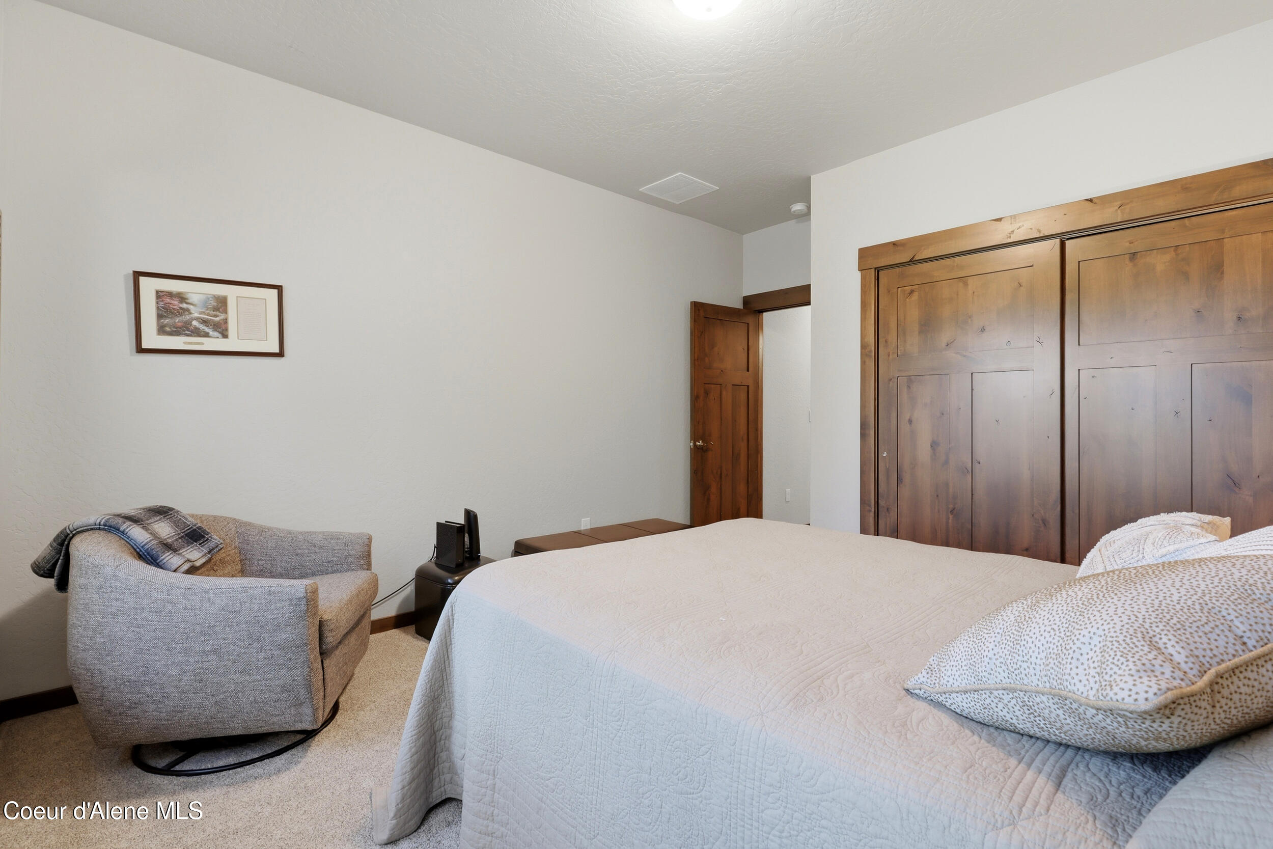 7380 N Roche DR, Coeur d'Alene