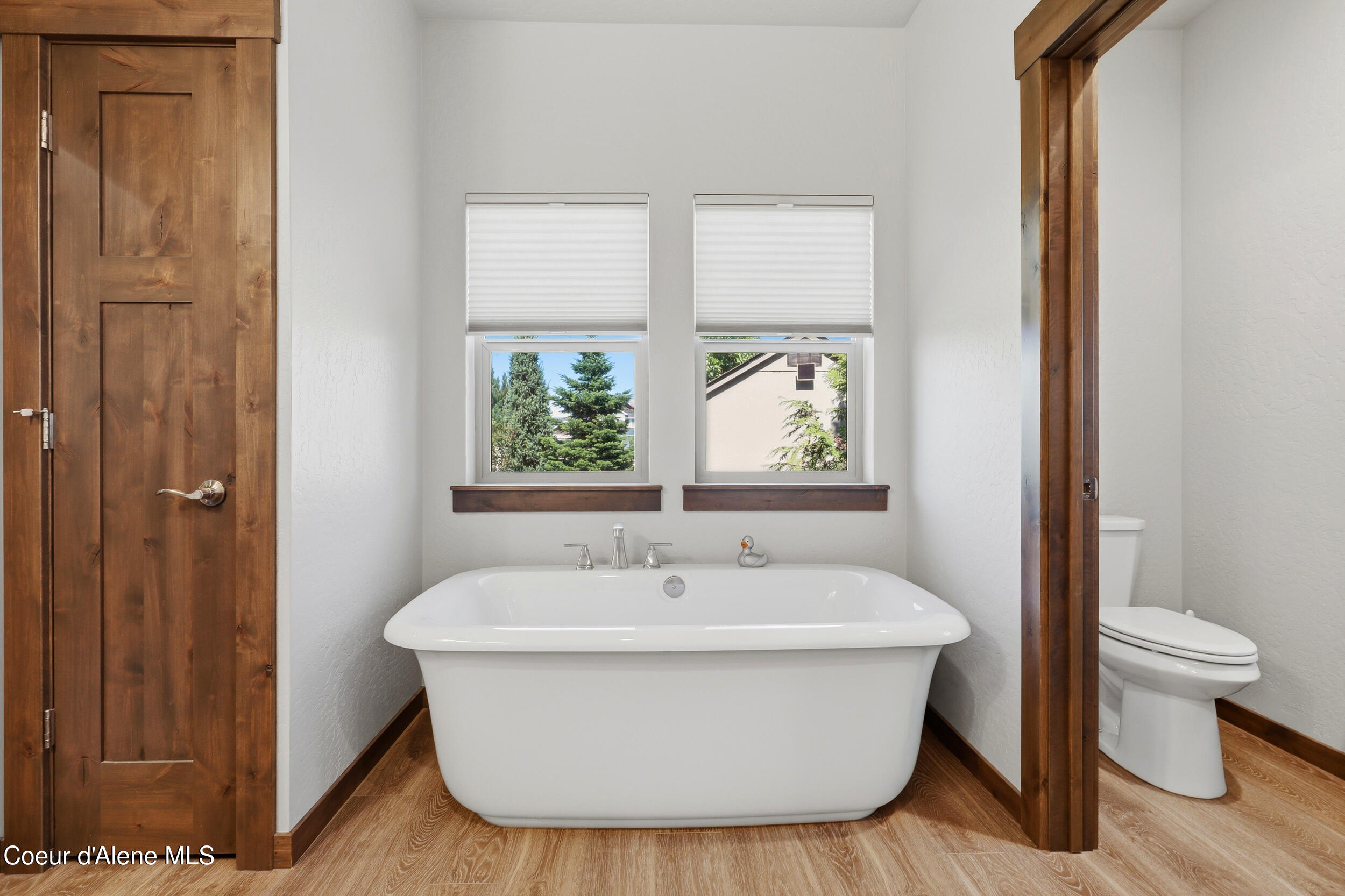 7380 N Roche DR, Coeur d'Alene