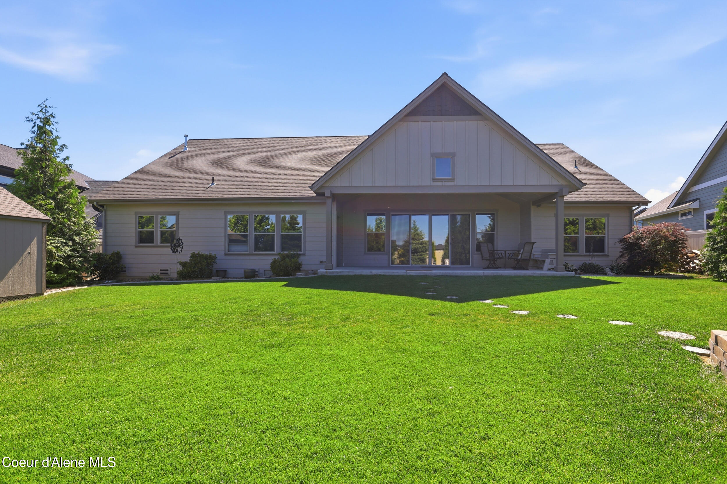 7380 N Roche DR, Coeur d'Alene