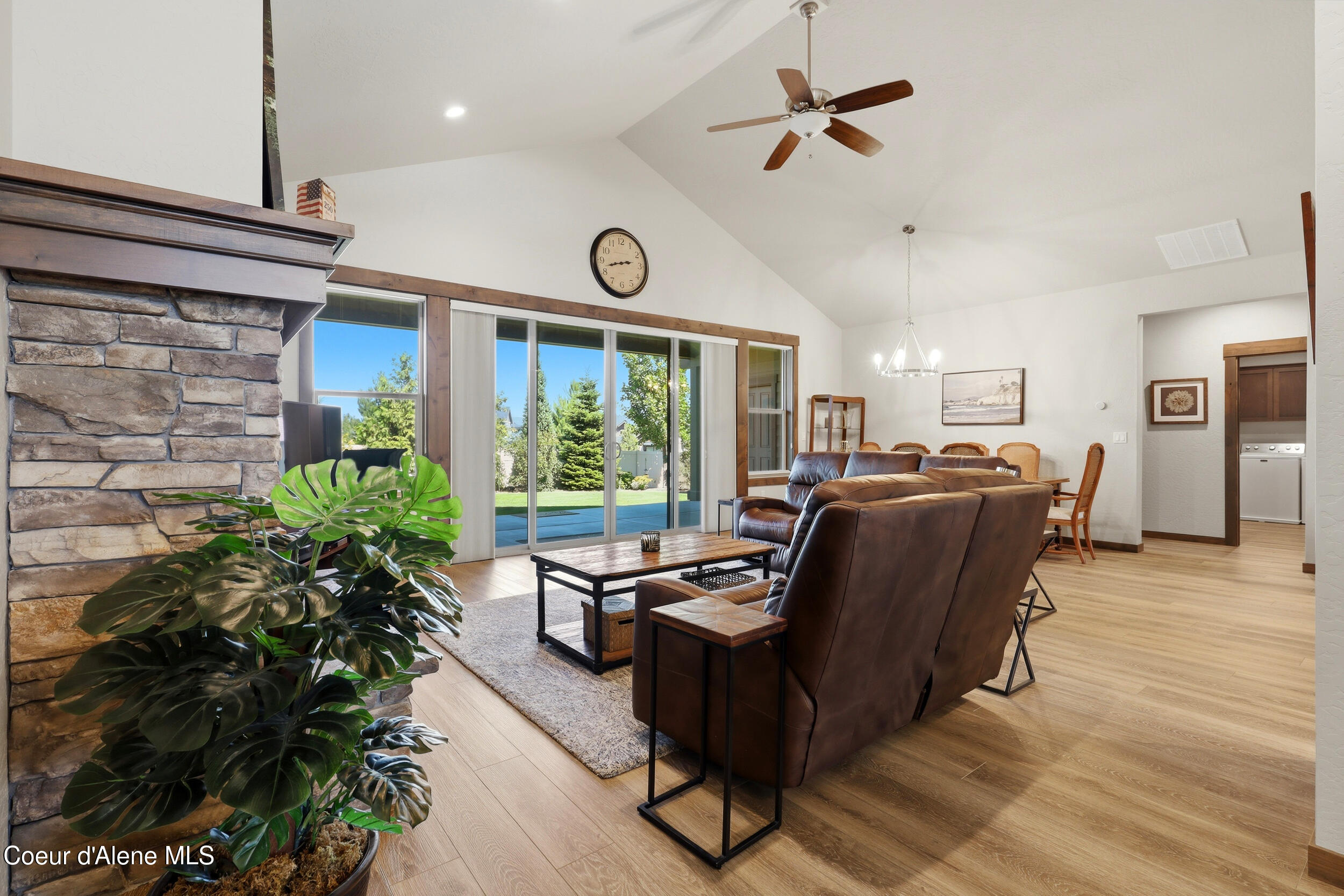 7380 N Roche DR, Coeur d'Alene