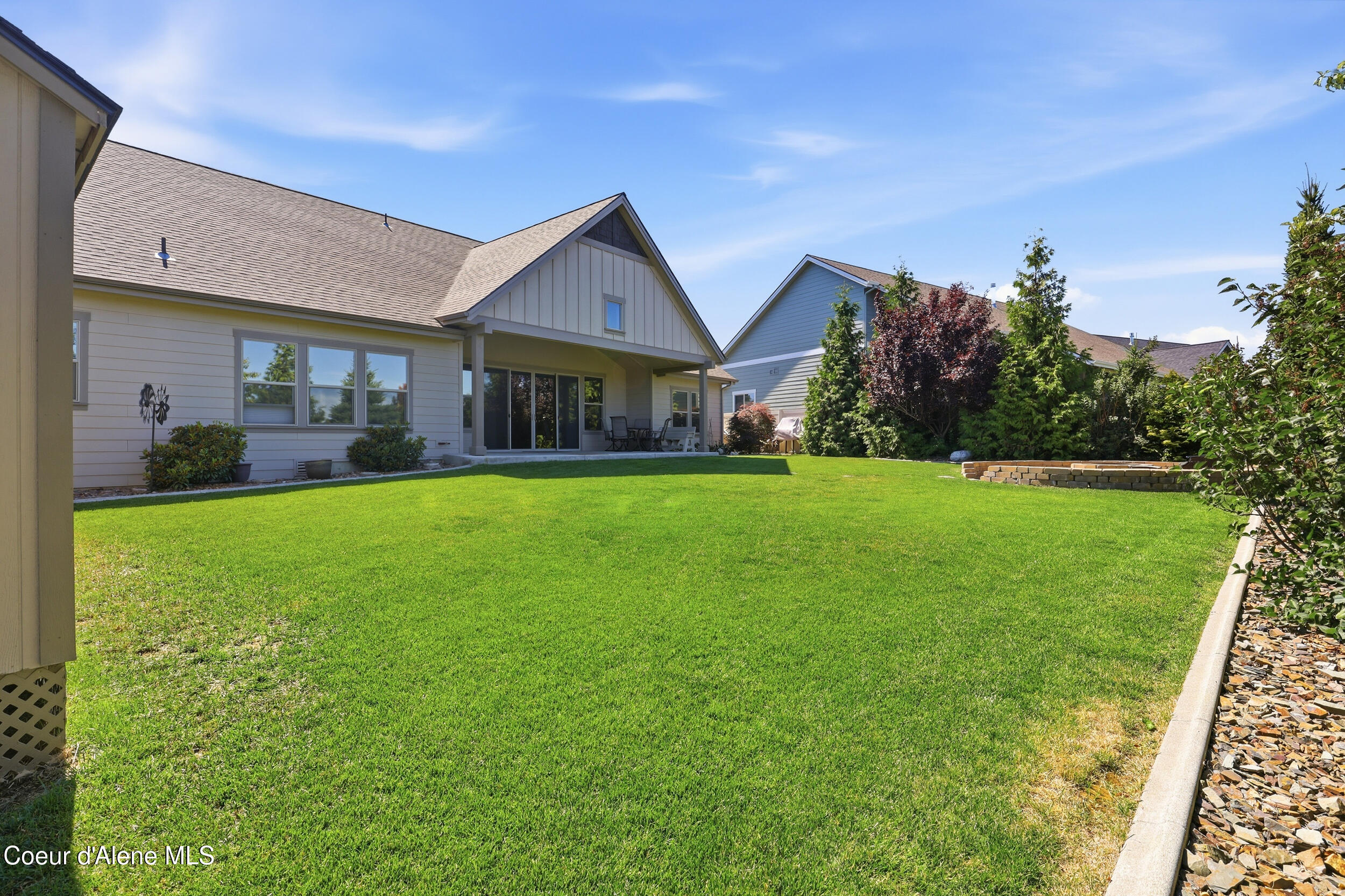 7380 N Roche DR, Coeur d'Alene