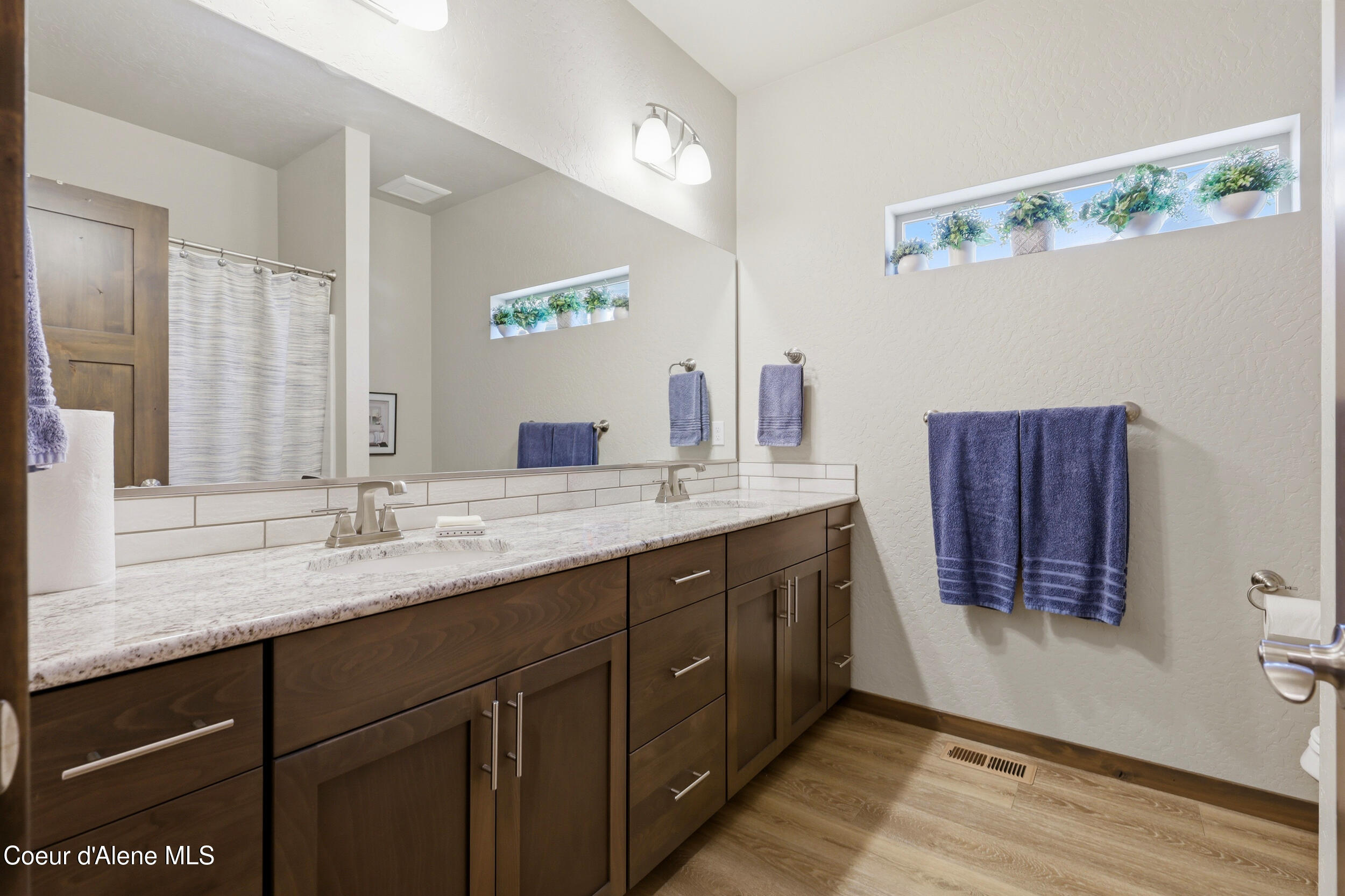 7380 N Roche DR, Coeur d'Alene