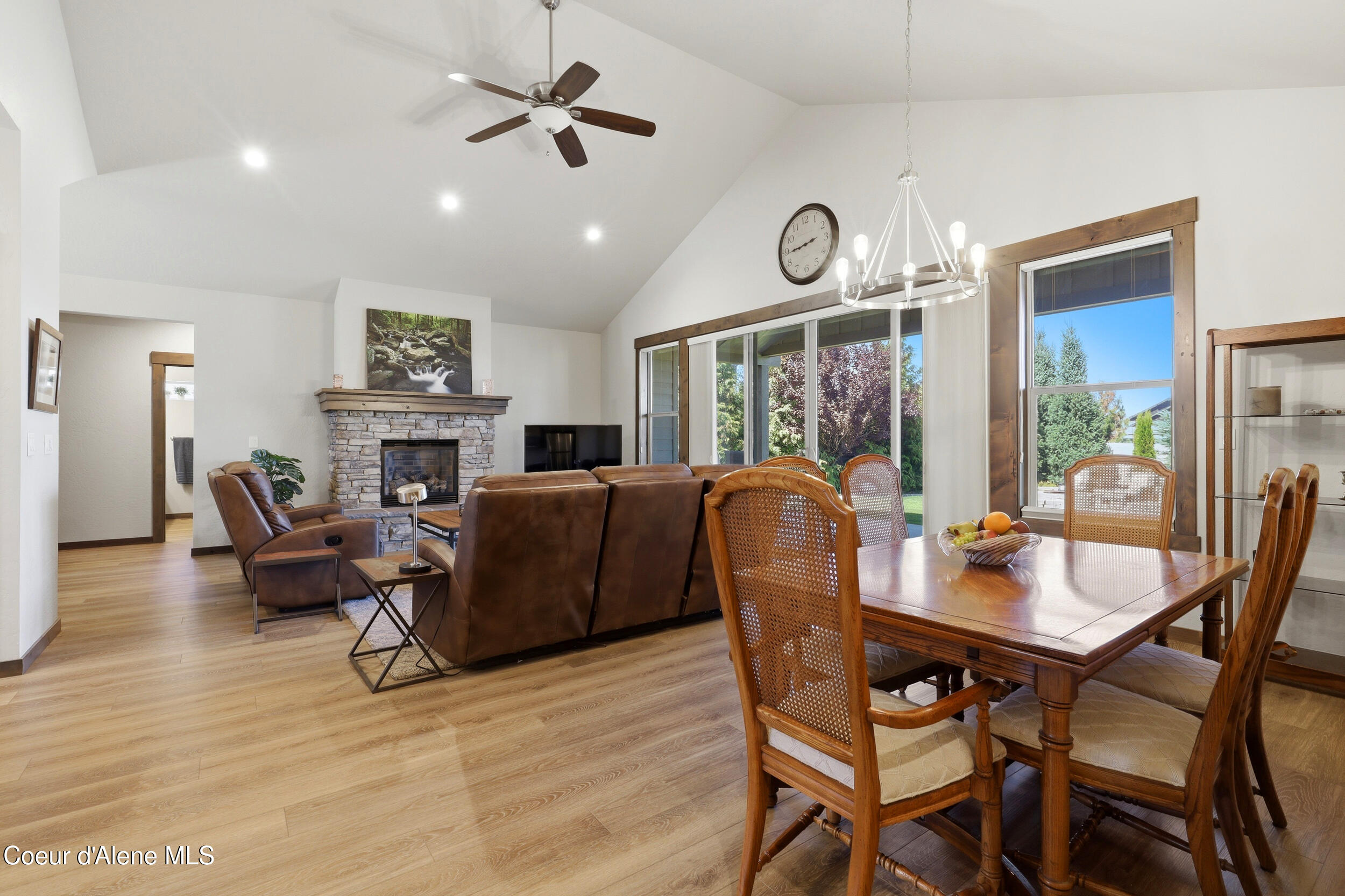 7380 N Roche DR, Coeur d'Alene