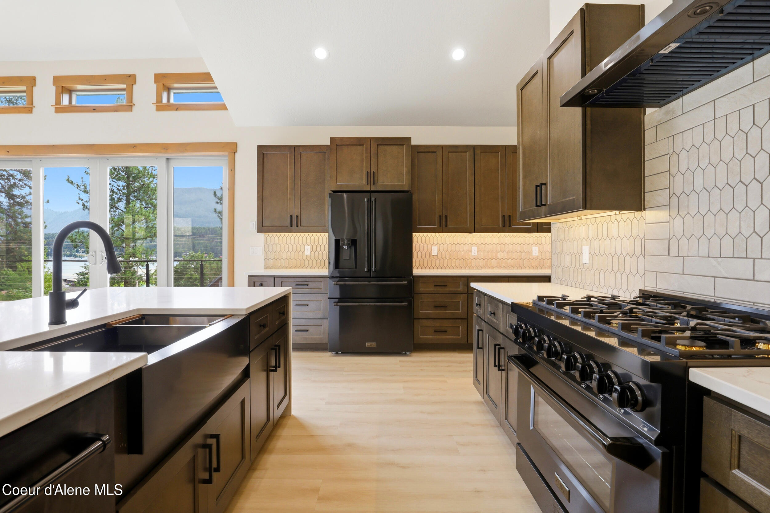 16688 E Waller RD