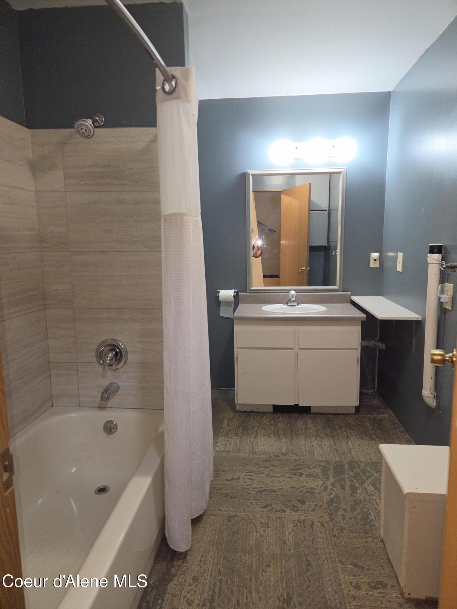380 S Riviere CT, Coeur d'Alene