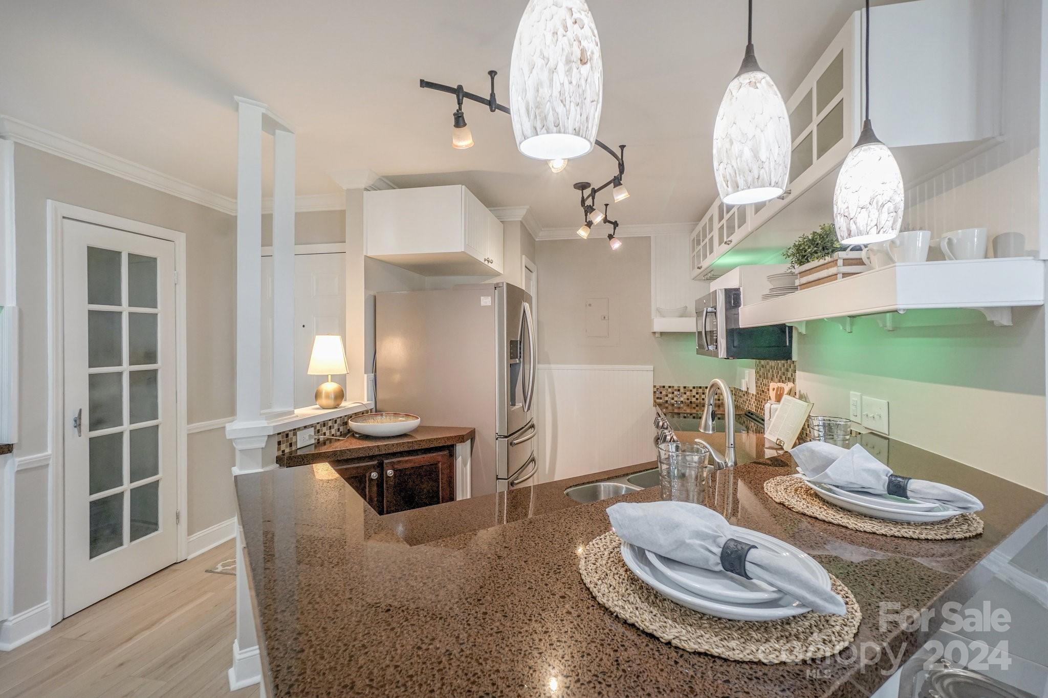 18837 Vineyard Point Lane