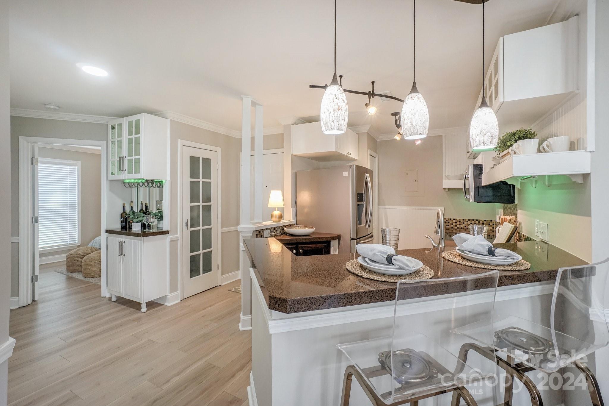 18837 Vineyard Point Lane