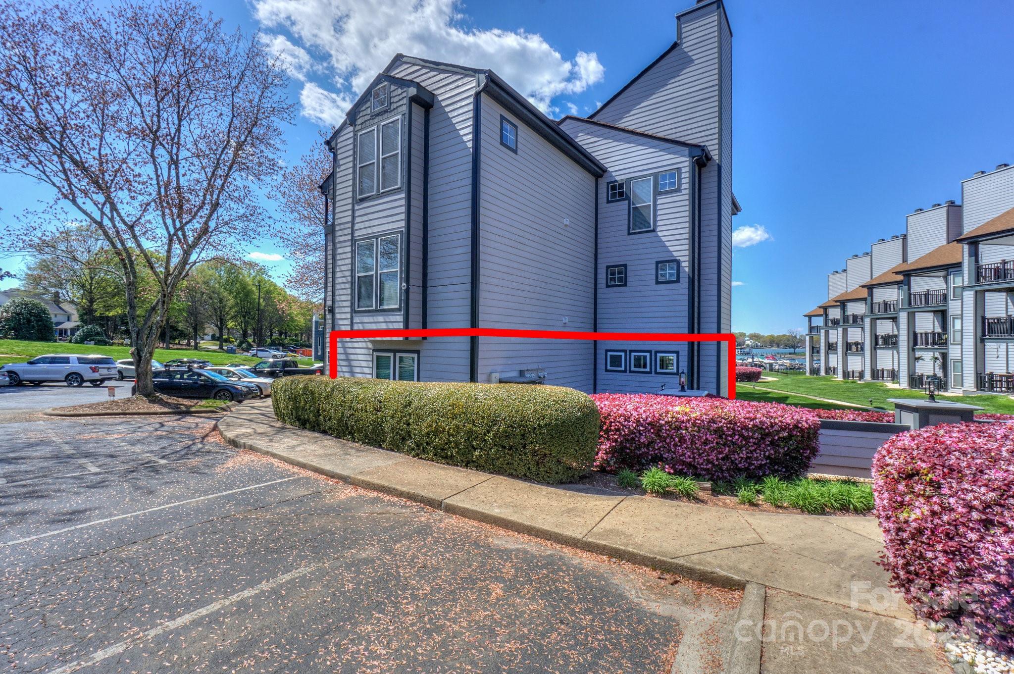 18837 Vineyard Point Lane