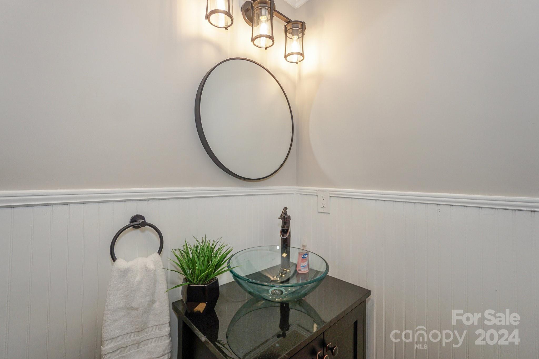 18837 Vineyard Point Lane