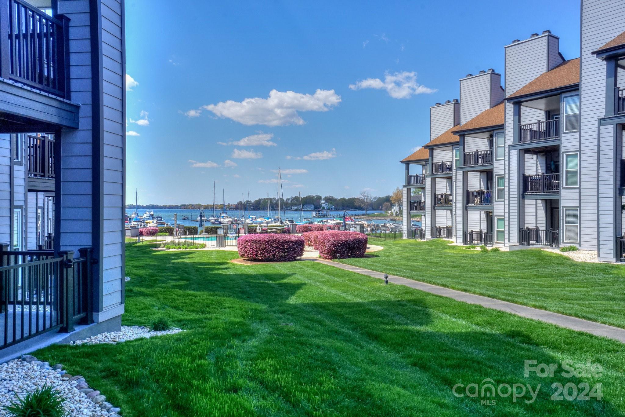 18837 Vineyard Point Lane