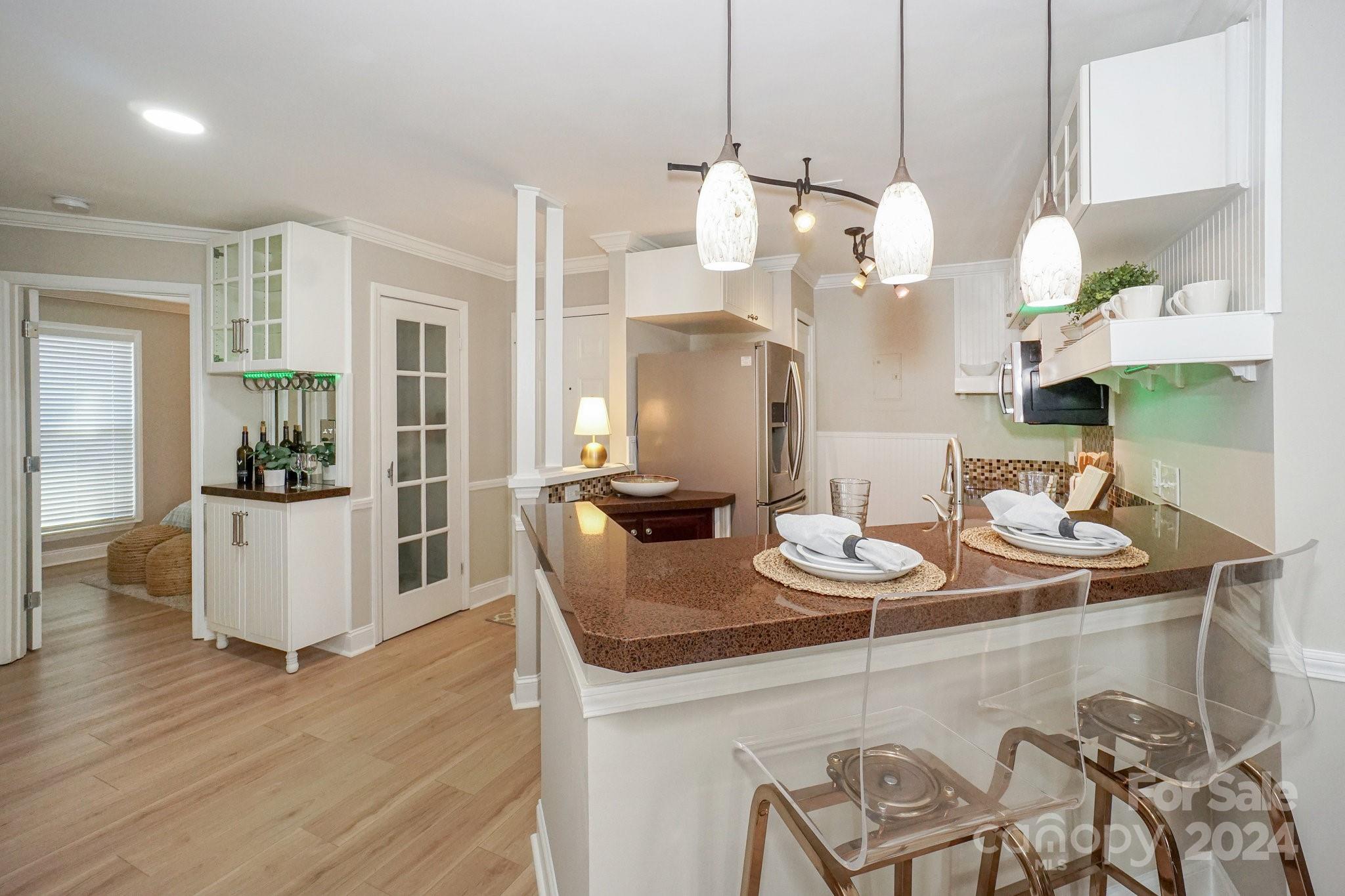 18837 Vineyard Point Lane