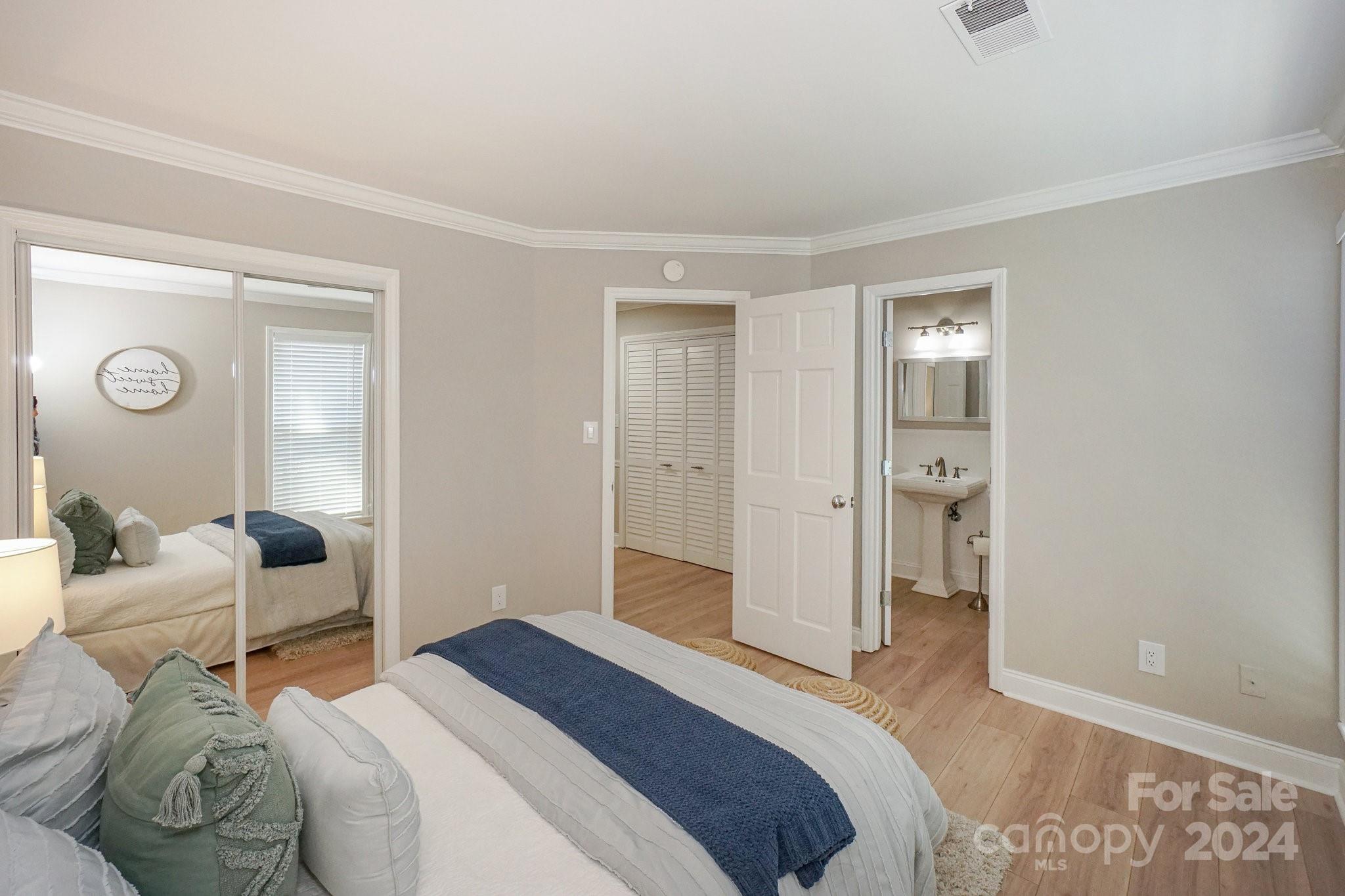 18837 Vineyard Point Lane