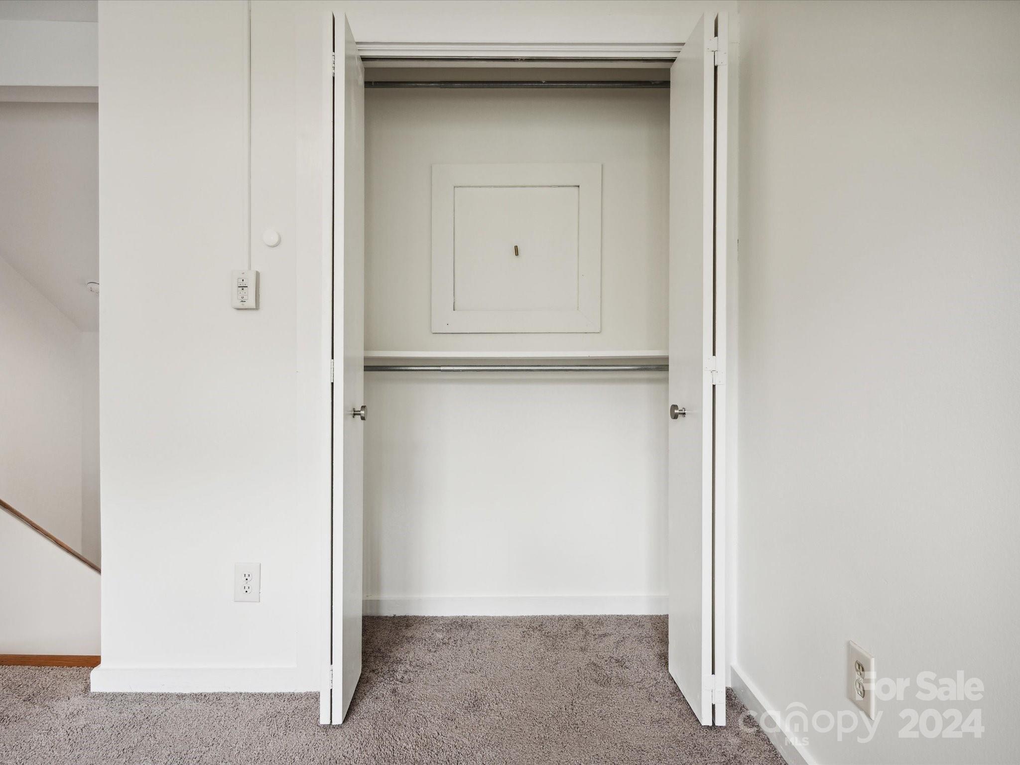 415 W 7th Street Unit: D