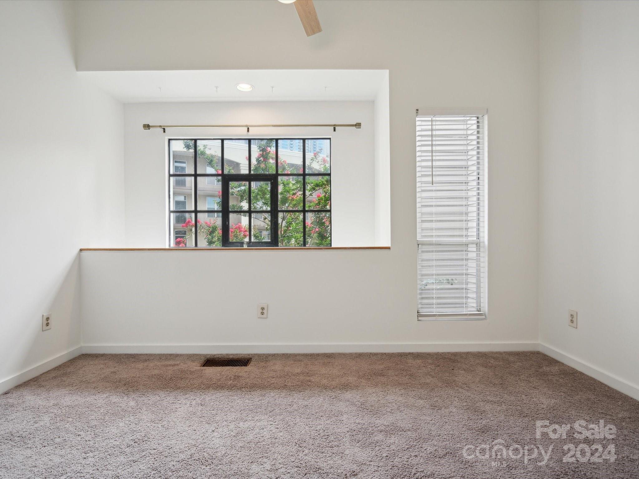 415 W 7th Street Unit: D