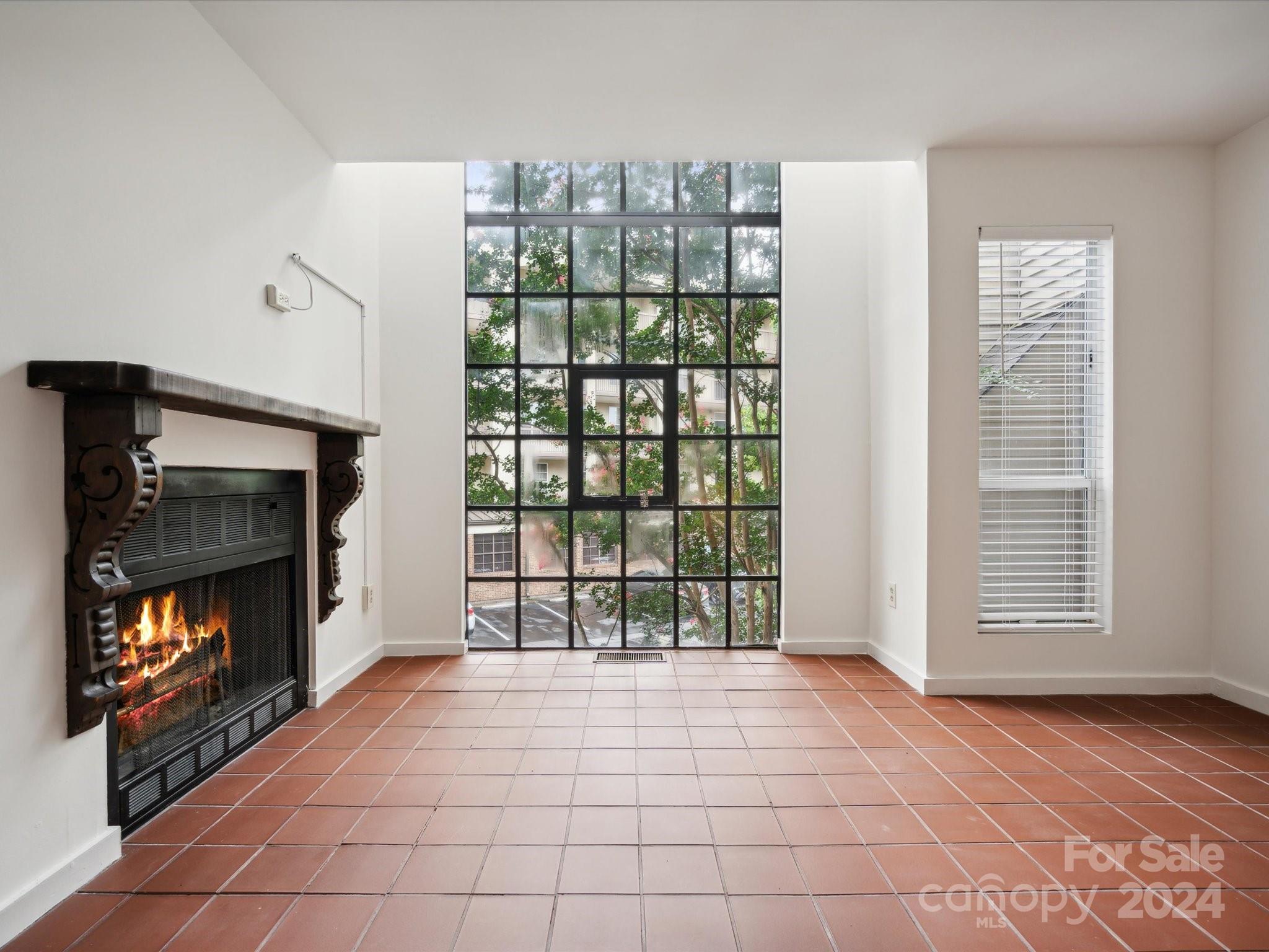 415 W 7th Street Unit: D