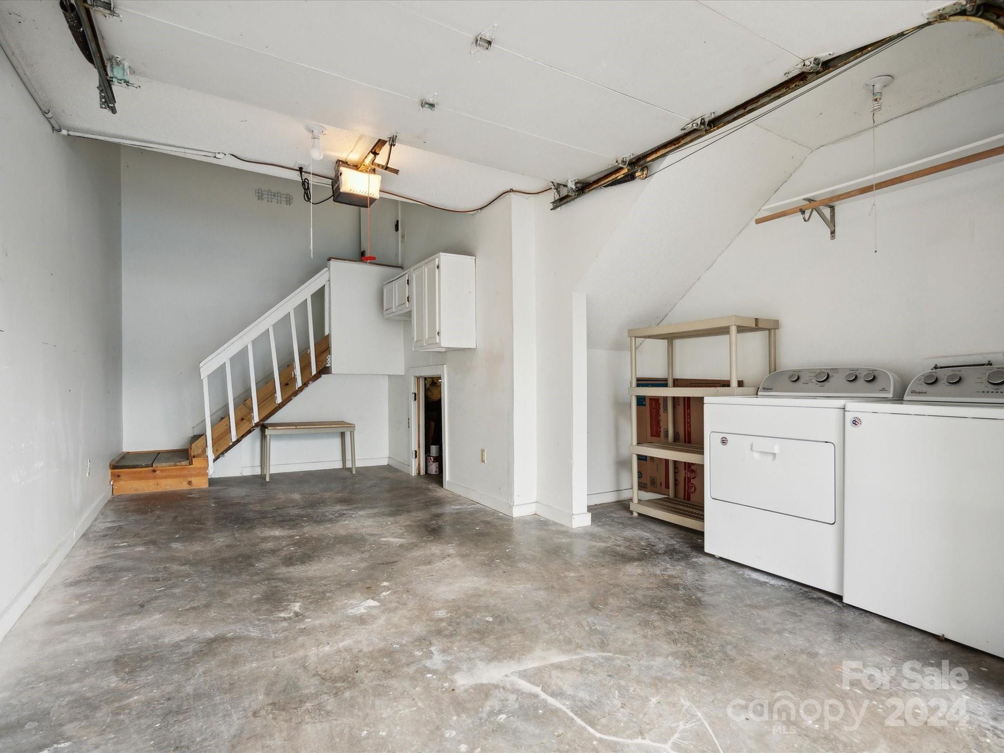 415 W 7th Street Unit: D