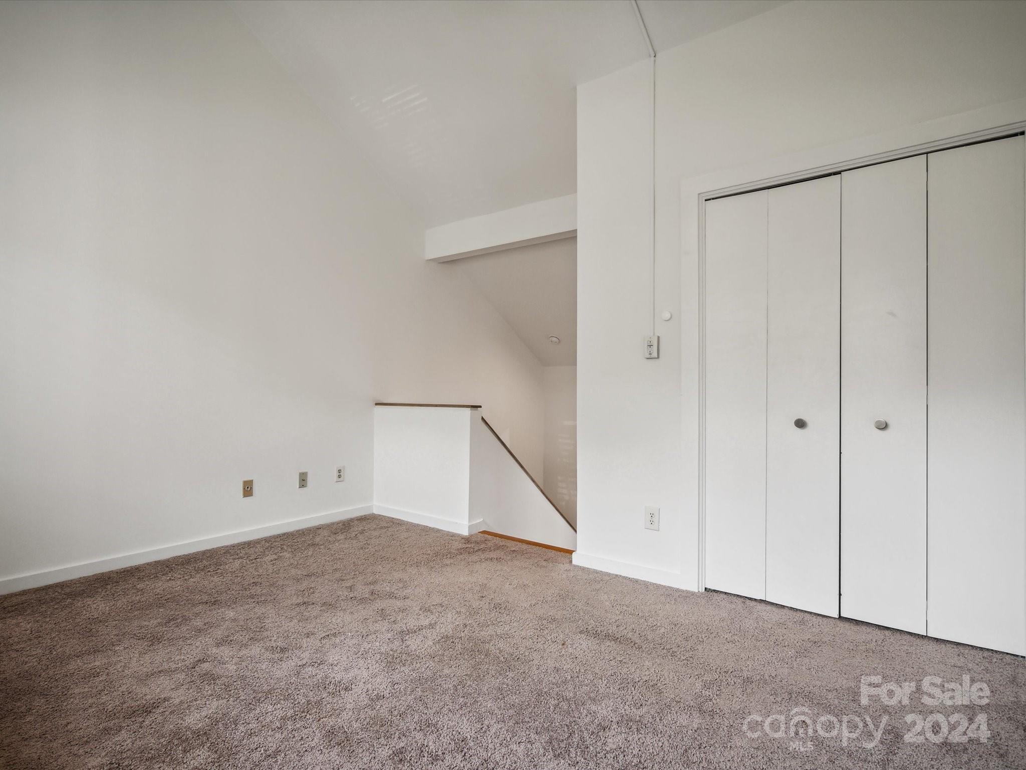 415 W 7th Street Unit: D