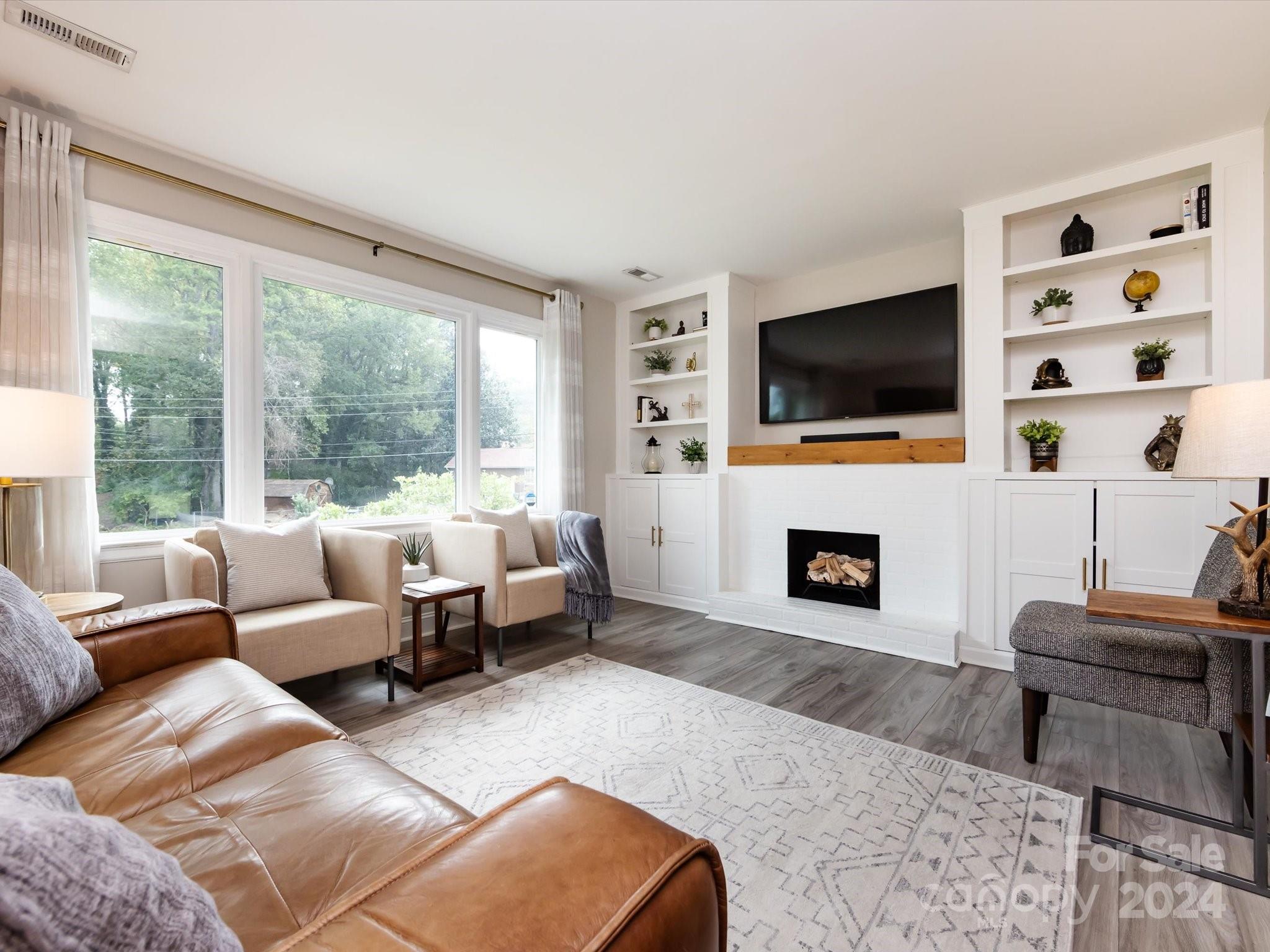 1500 Forsythia Circle