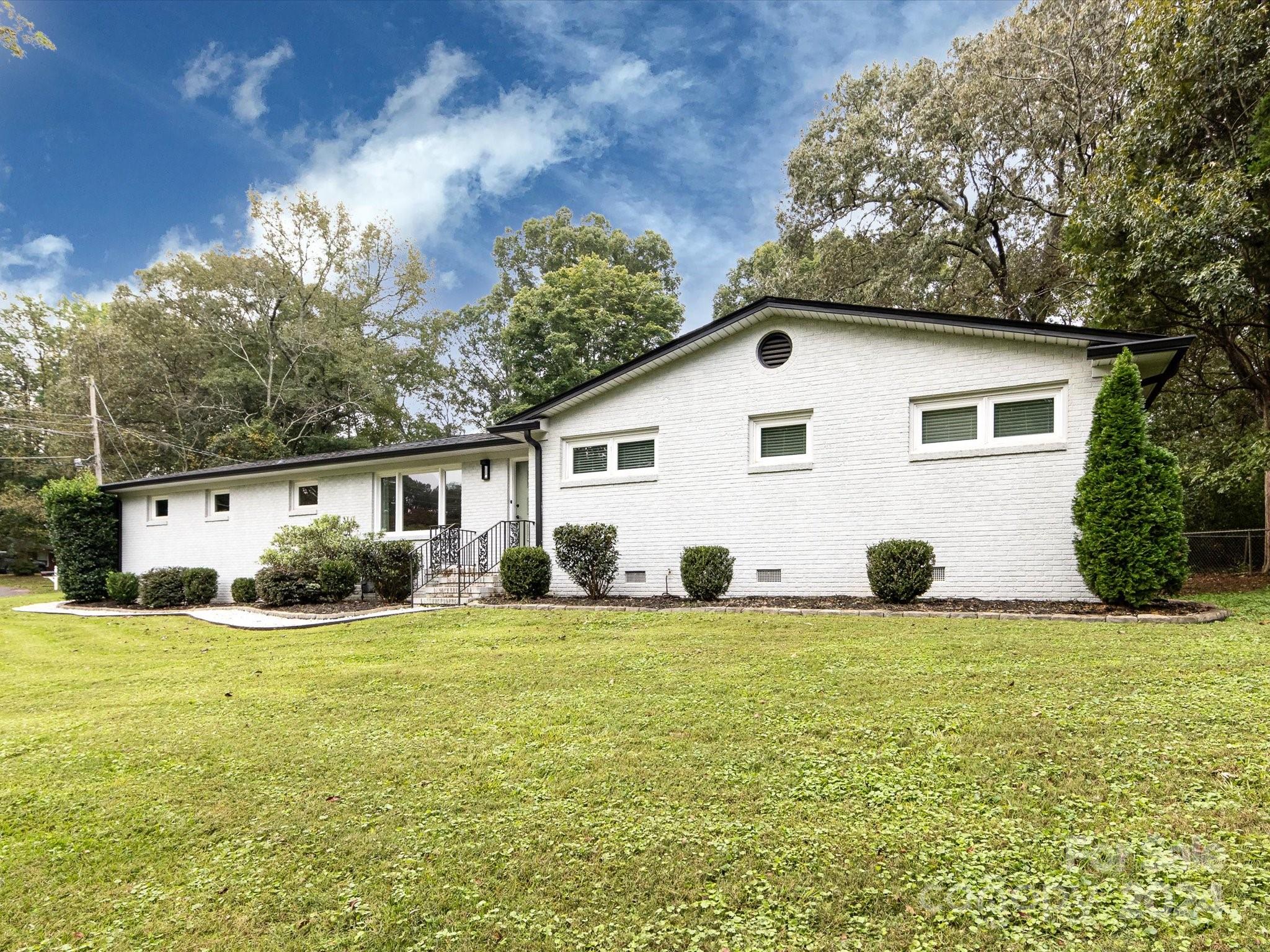 1500 Forsythia Circle